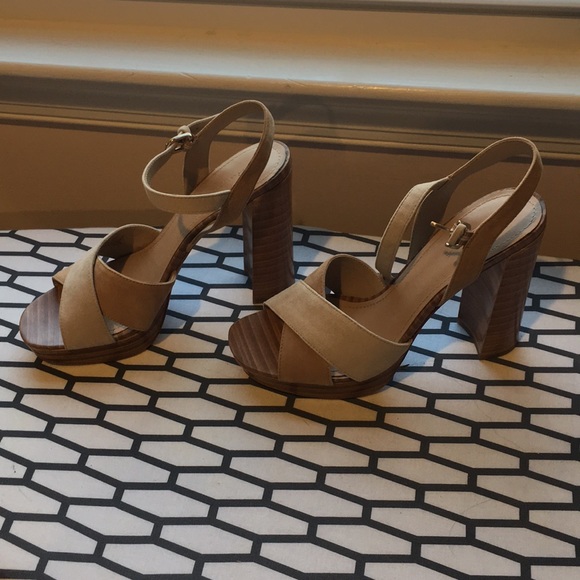 Pour la Victoire High Heel Block Suede Sandals - Picture 2 of 6